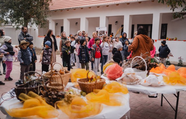 Projektzáró családi nap a Szerb Tájház és Tankertben (2025.10.18.)